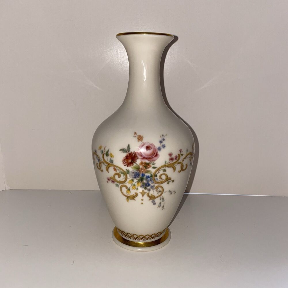 Lenox “Queens Garden” Bud Vase Decorated with 24k Gold